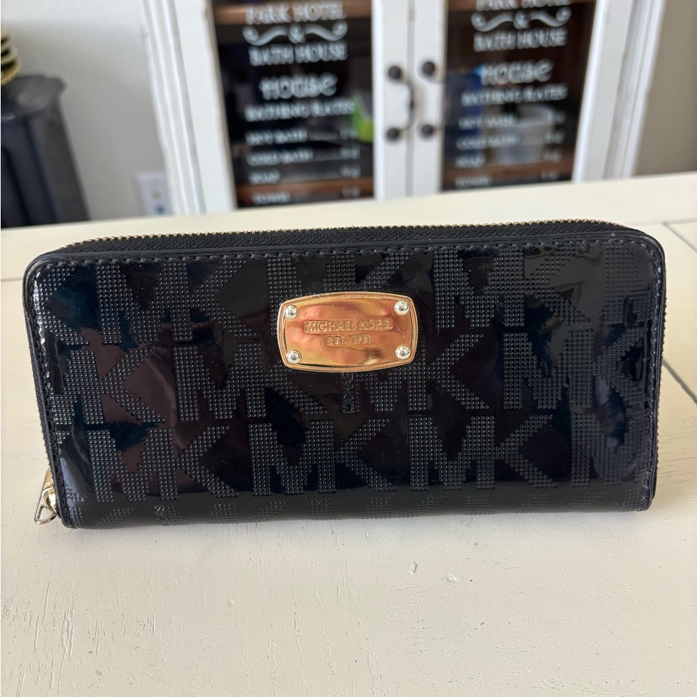 Michael Kors Black Patent MK Logo Zip Wallet with Gold Plaque